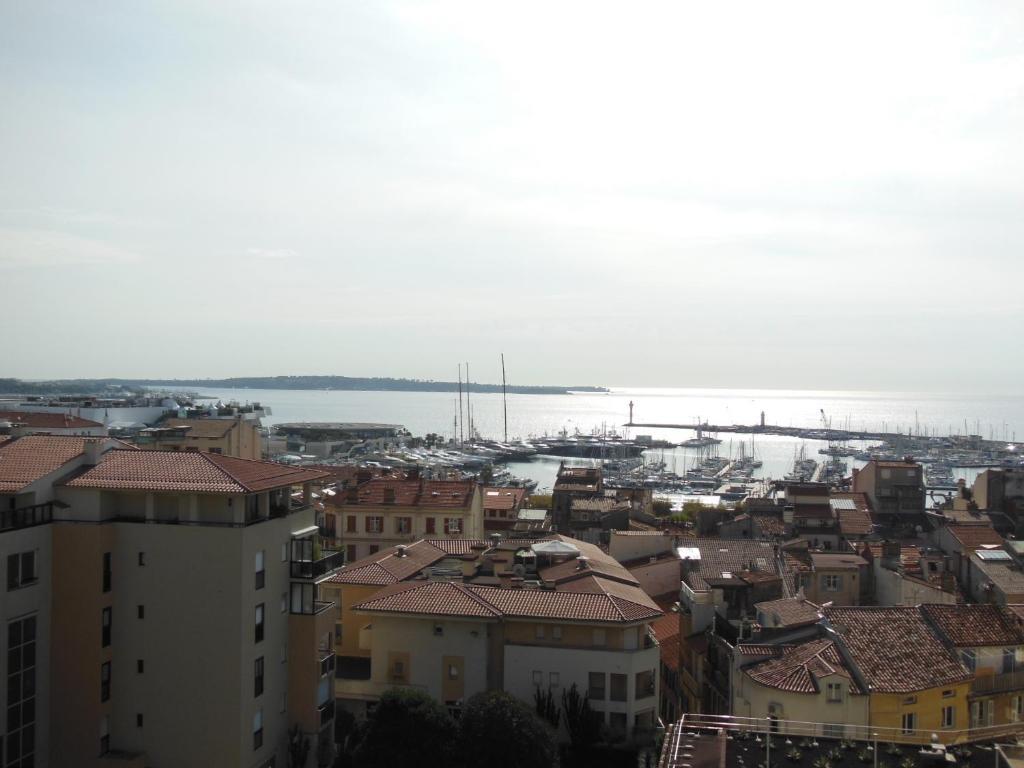 2, 3 And 4 Bedroom Sea View Forville Apartments 5 Mins From The Palais Cannes Zimmer foto